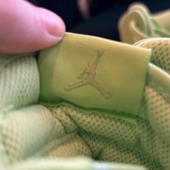 Jordan 1 Retro AJKO Billie Eilish Ghost Green - Picture 4 of 5